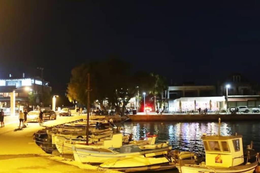 Πολυτελές Διαμέρισμα 3 Χαλκίδα-Παραλία Αυλίδος Paralia Avlidhos Exteriör bild